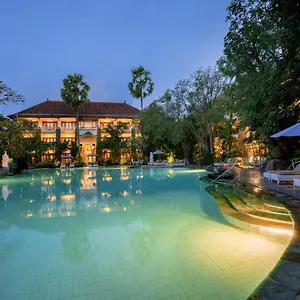 Kumala Pantai 3* Legian
