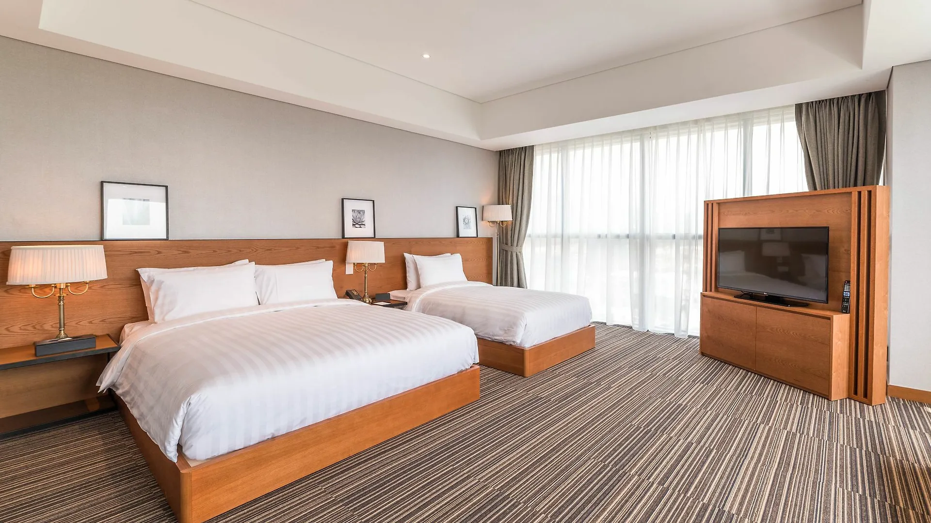 Golden Tulip Incheon Airport Hotel 4*,  South Korea